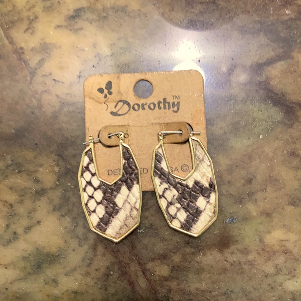 NWT Snakeskin Gold Plated Earrings
